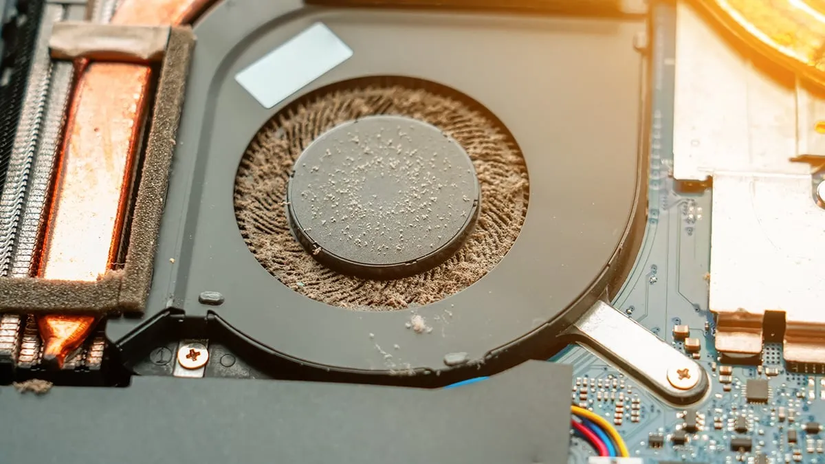 Lenovo Laptop fan cleaning and overheating fix Istanbul