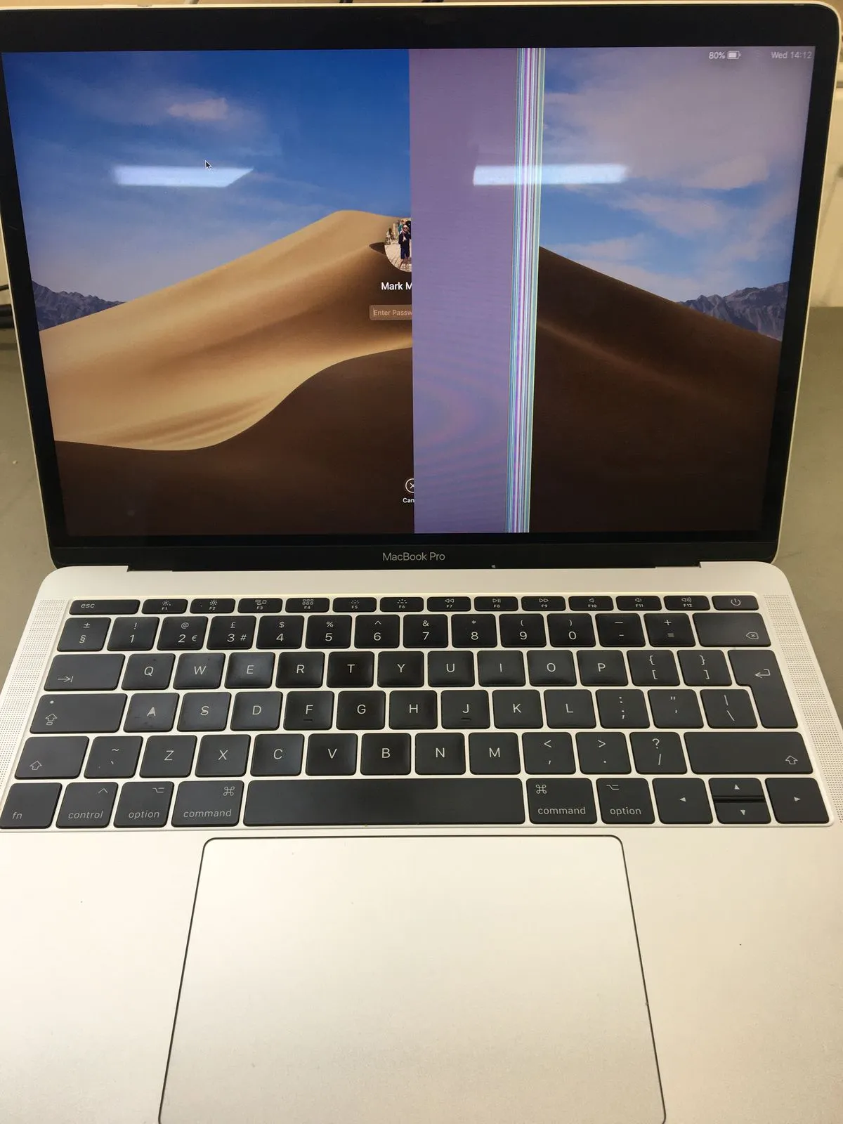 Apple MacBook screen replacement Istanbul